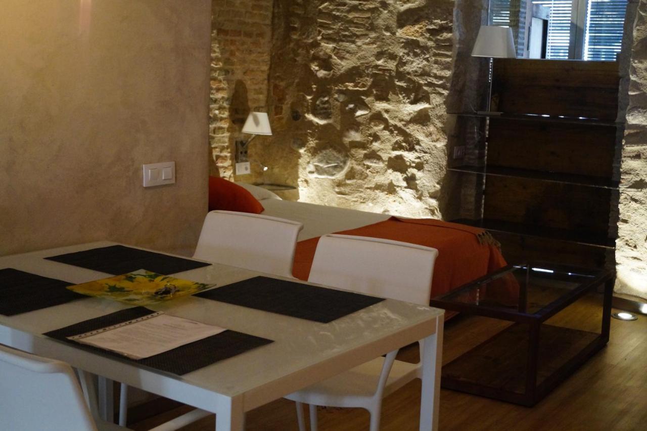 Onyar Apartments Rambla De La Llibertat 27 Жирона Экстерьер фото